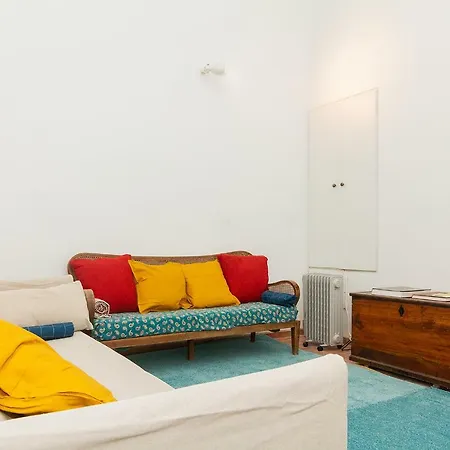 Olhaomirante Konukevi