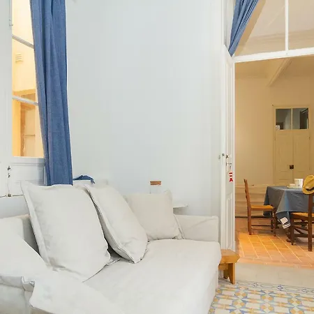 Olhaomirante Konukevi